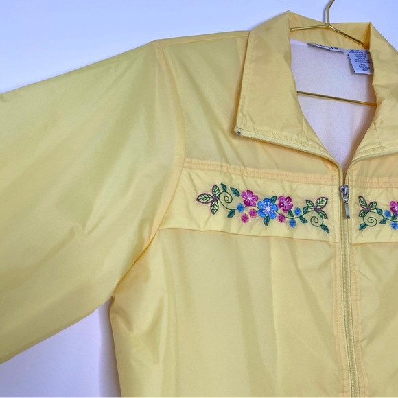 Vintage Blair Yellow Spring Floral Embroidered Windbreaker Sailing Rain Jacket S - Picture 2 of 8